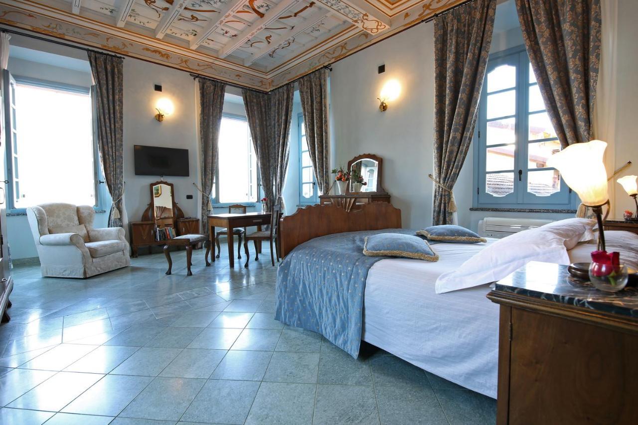 Aparthotel Palazzo Del Vicere Lezzeno Exterior foto