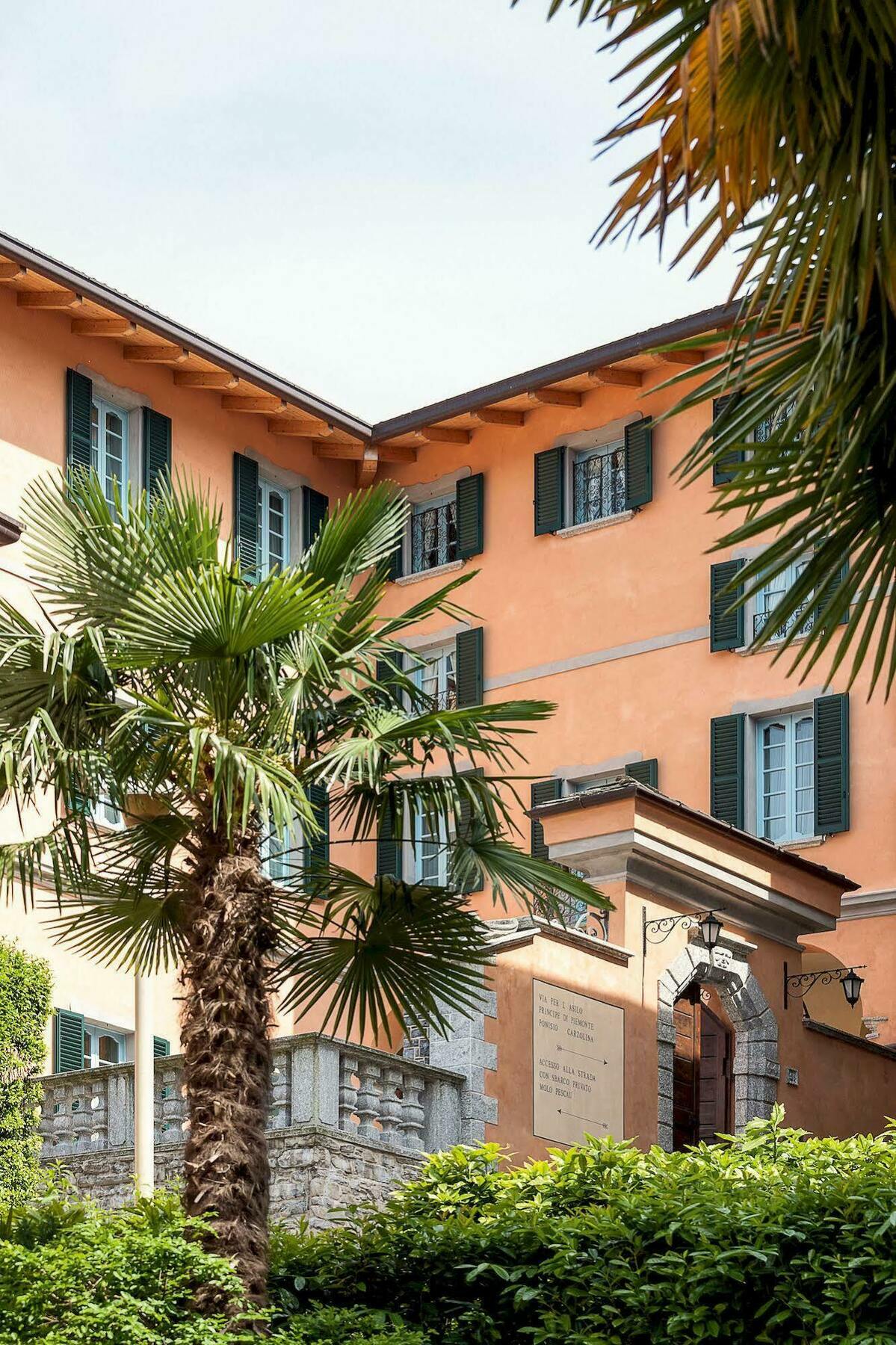 Aparthotel Palazzo Del Vicere Lezzeno Exterior foto