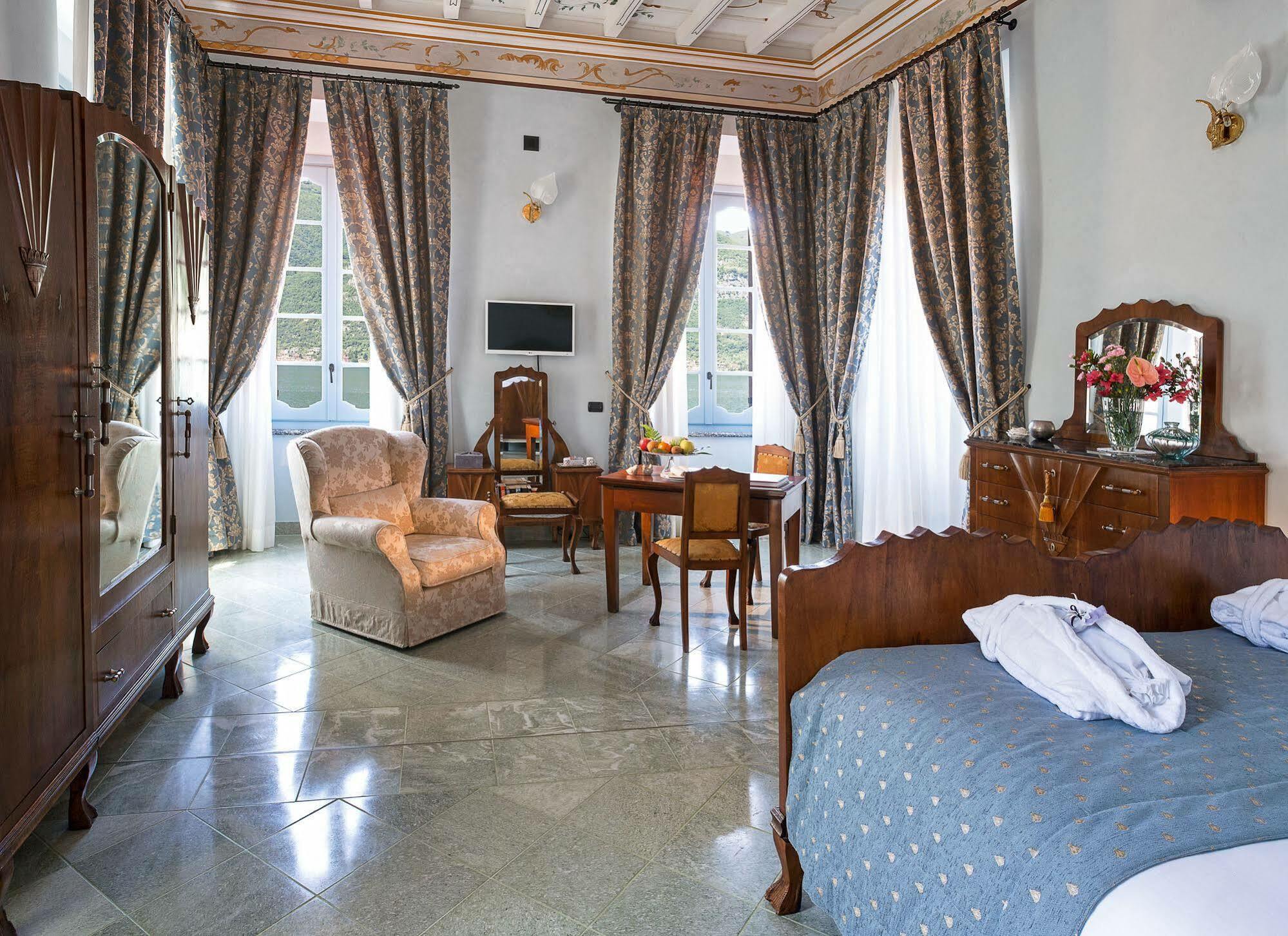 Aparthotel Palazzo Del Vicere Lezzeno Exterior foto
